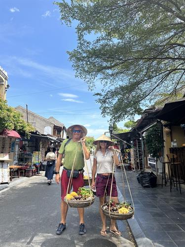 Ha Noi Full Day City Tour – Group Tour By Bus