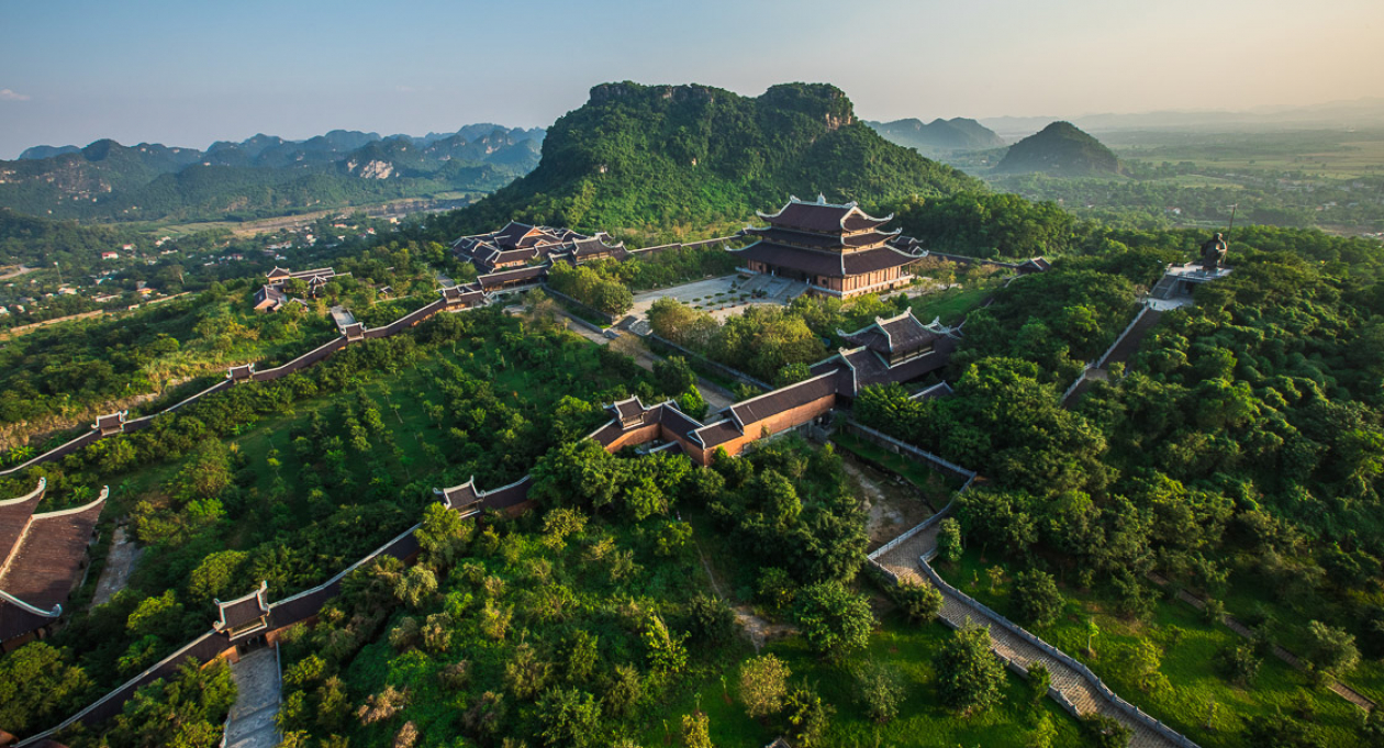 VIETNAM'S HERITAGE SITES IN 360 DEGREES 